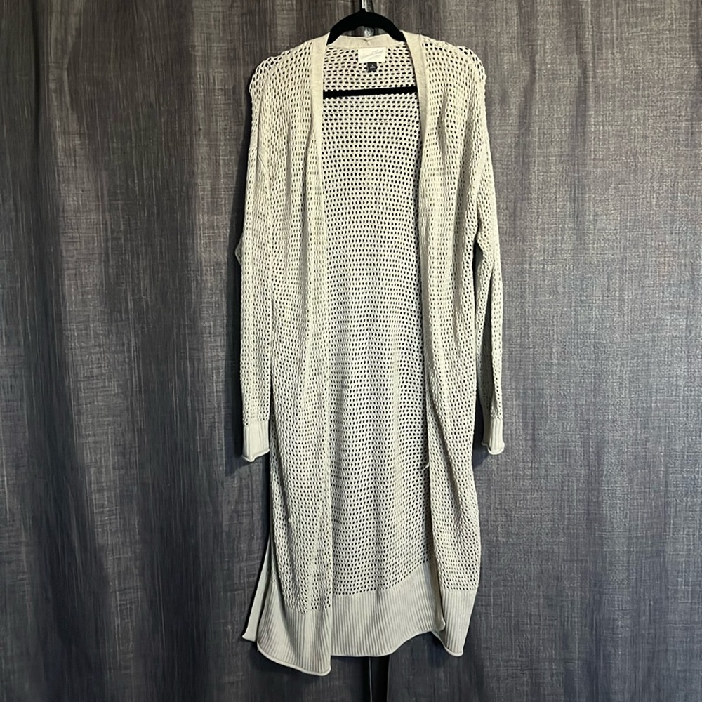 Universal thread gray crochet cardigan full length size medium